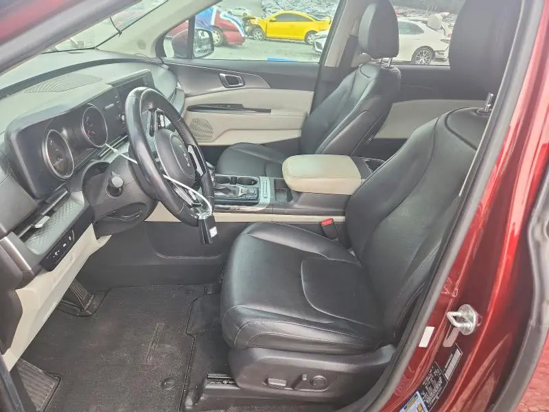 2022 KIA CARNIVAL LX  