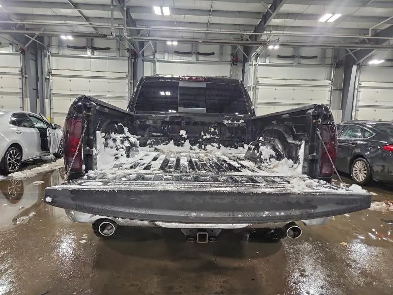 2017 RAM 1500 SLT  