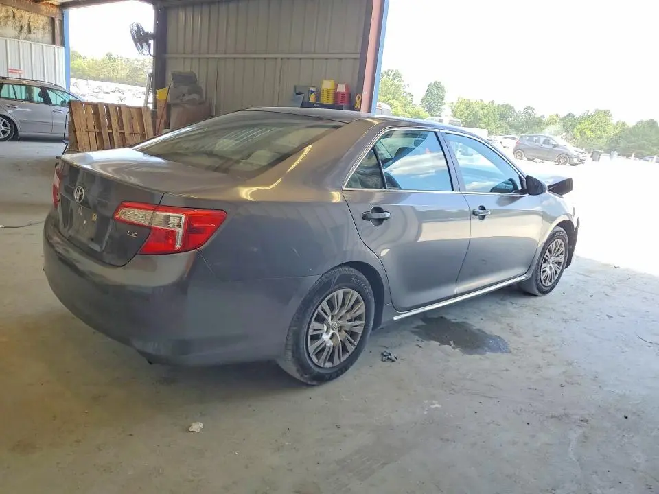 2013 TOYOTA CAMRY LE  
