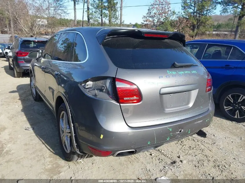 2012 PORSCHE CAYENNE  