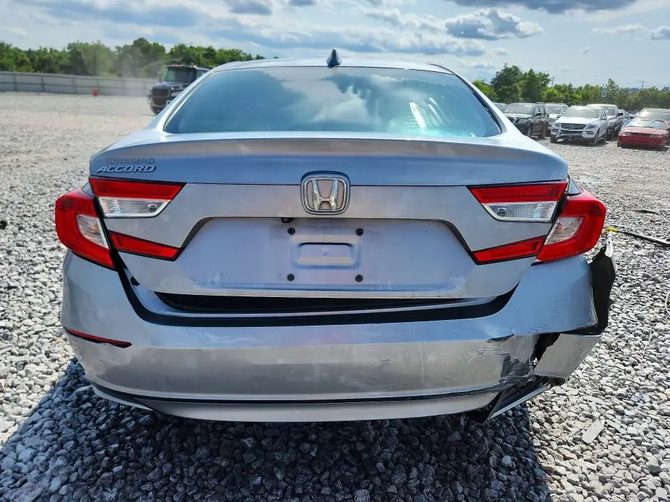 2021 HONDA ACCORD LX  