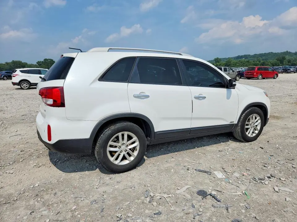 2015 KIA SORENTO LX  