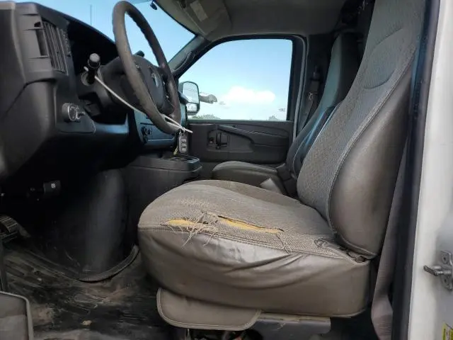 2011 CHEVROLET EXPRESS G2500   