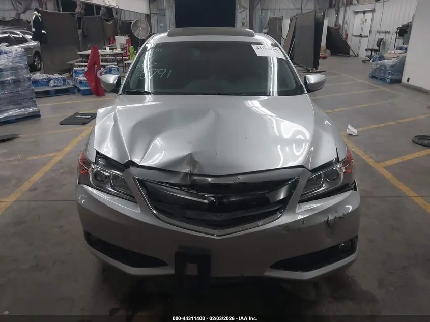 2013 ACURA ILX 2.0L
