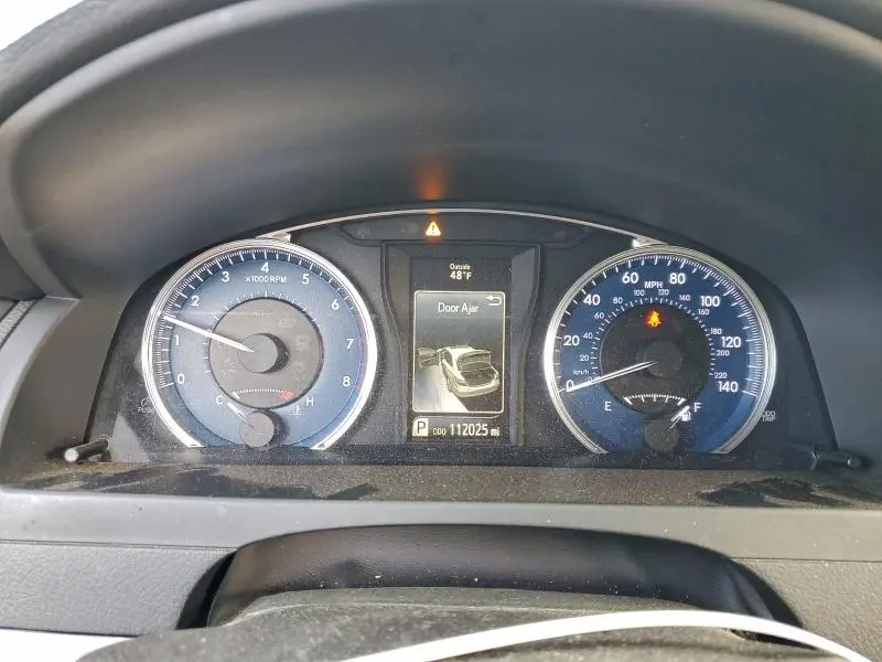 2016 TOYOTA CAMRY LE  