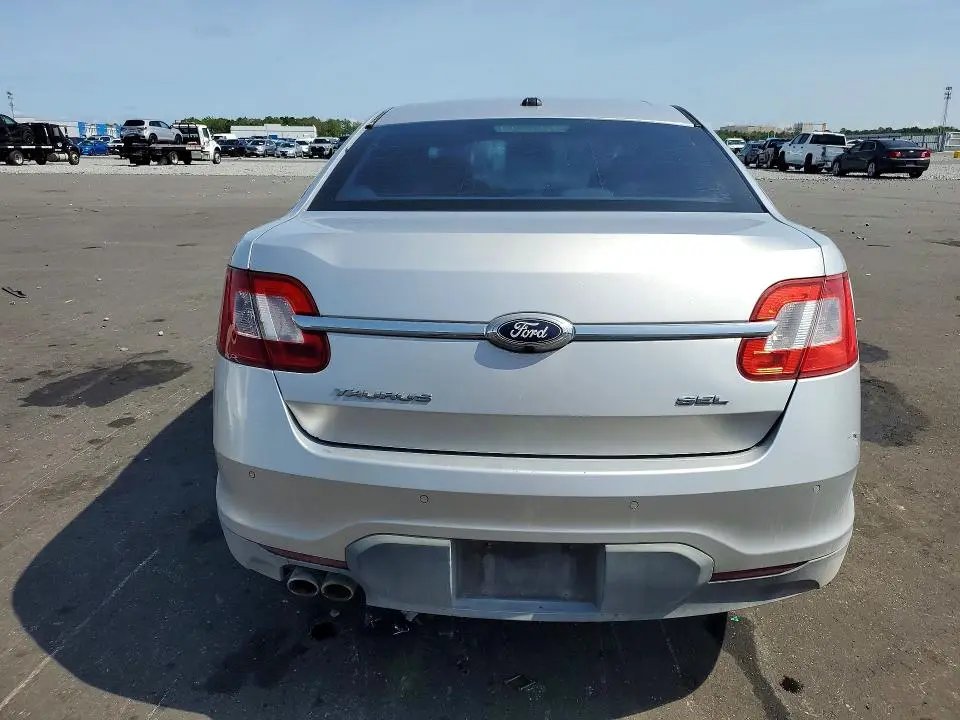 2011 FORD TAURUS SEL  
