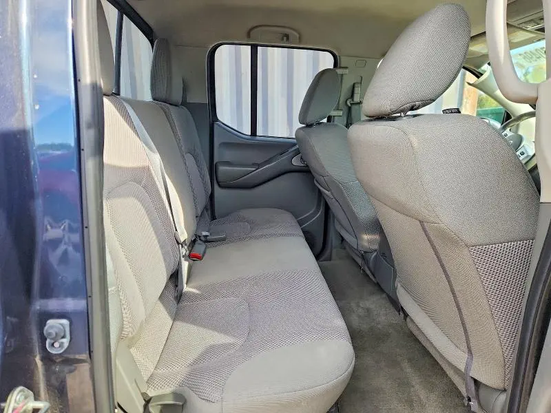 2018 NISSAN FRONTIER SV  