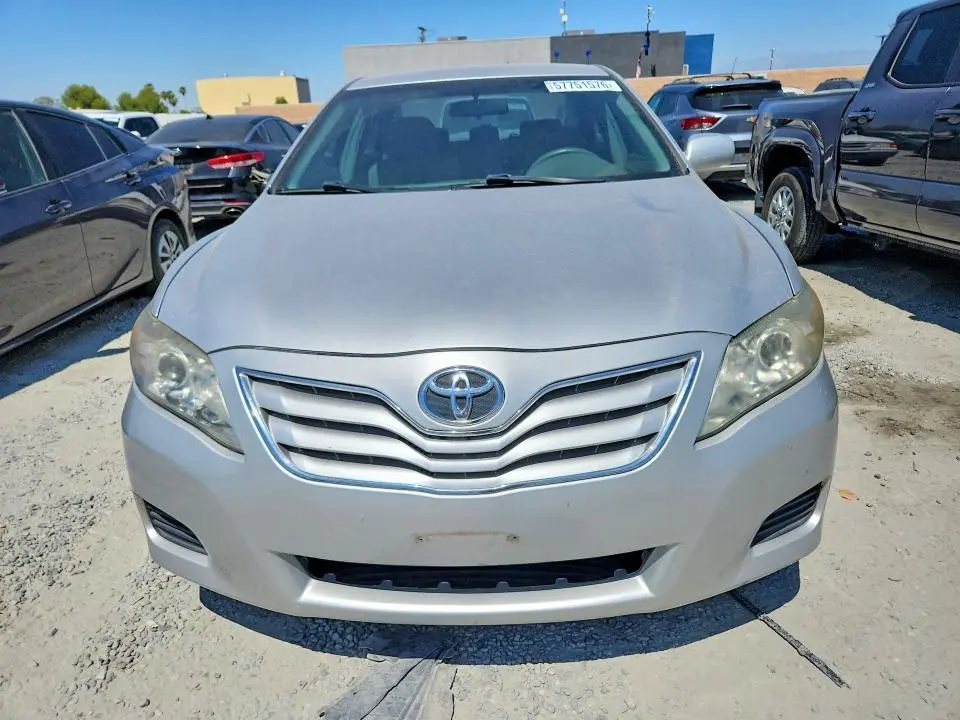 2010 TOYOTA CAMRY LE  