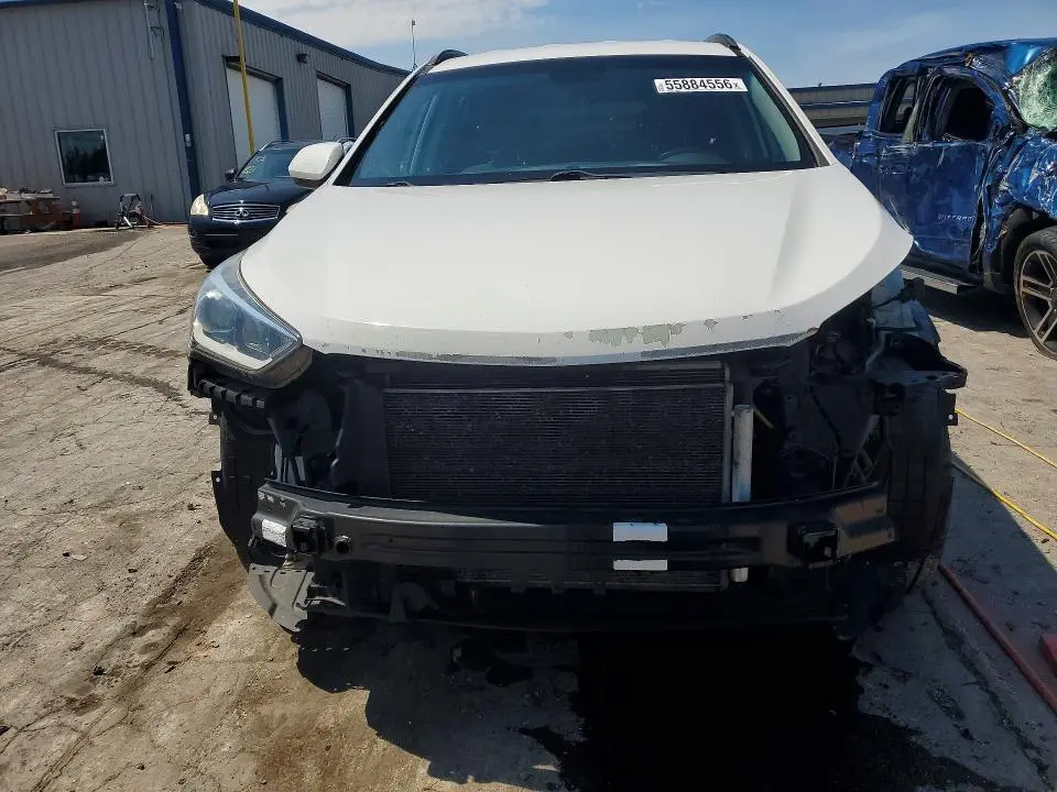 2017 HYUNDAI SANTA FE SE  