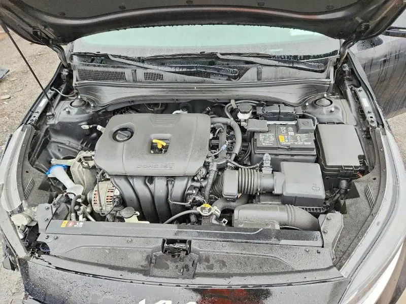 2024 KIA FORTE GT LINE  