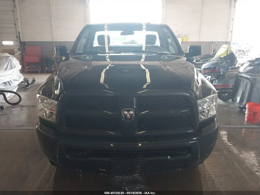 2018 RAM 2500 TRADESMAN  4X4 8' BOX