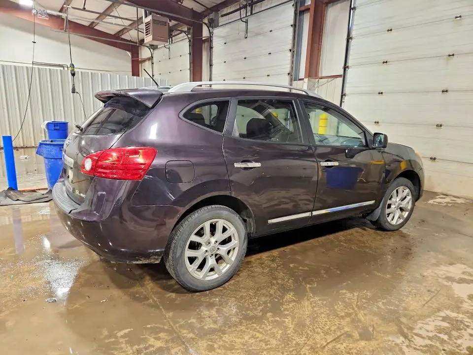 2012 NISSAN ROGUE S  