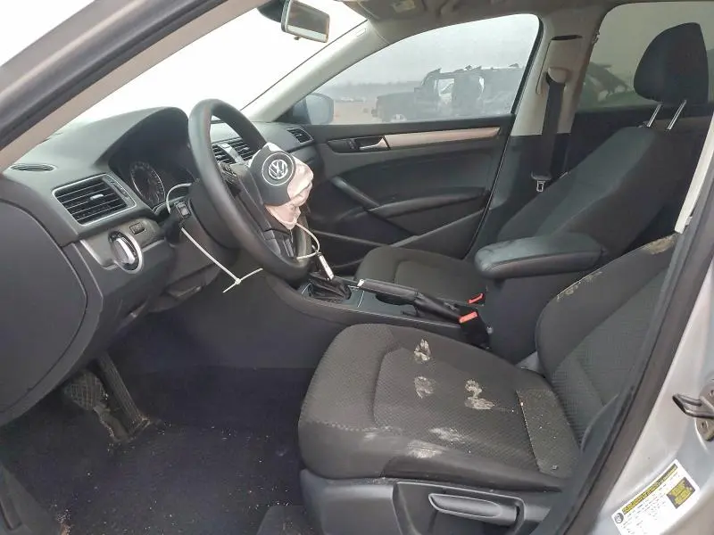 2013 VOLKSWAGEN PASSAT S  