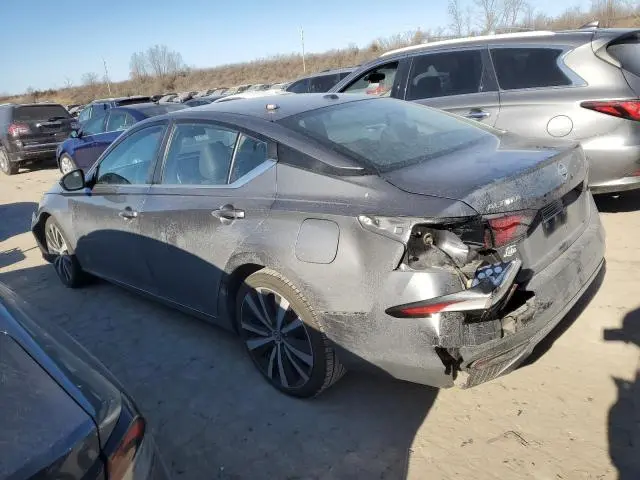2019 NISSAN ALTIMA SR  