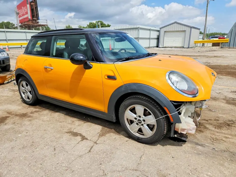 2016 MINI COOPER   