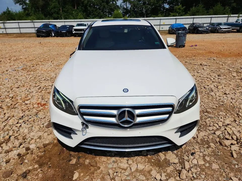 2017 MERCEDES-BENZ 300   