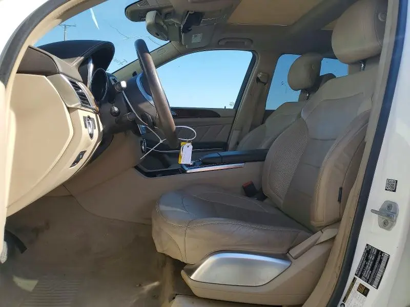 2015 MERCEDES-BENZ GL 550 4MATIC  