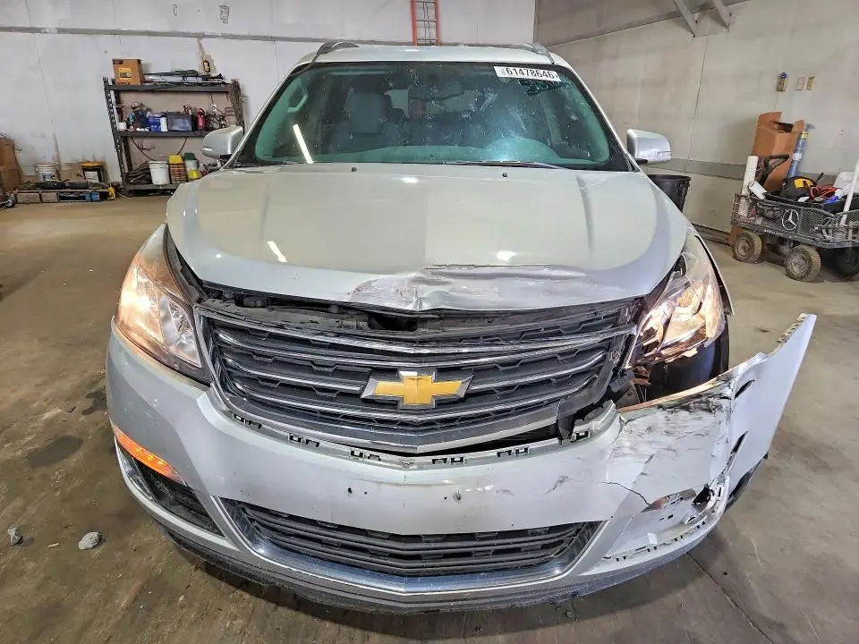 2017 CHEVROLET TRAVERSE LT  