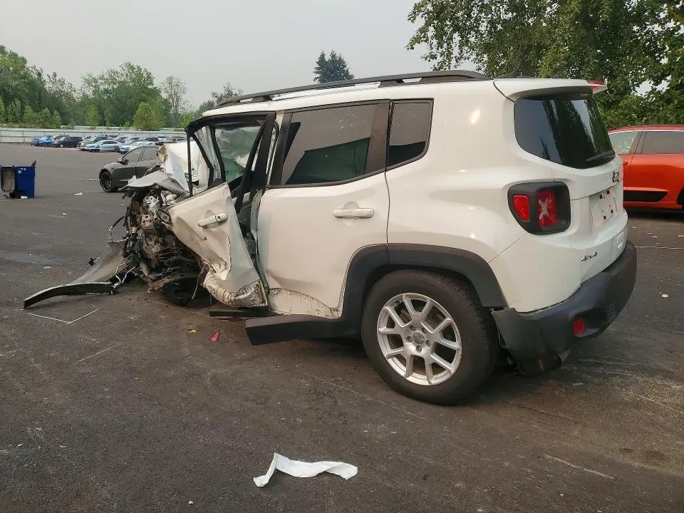 2020 JEEP RENEGADE LATITUDE  