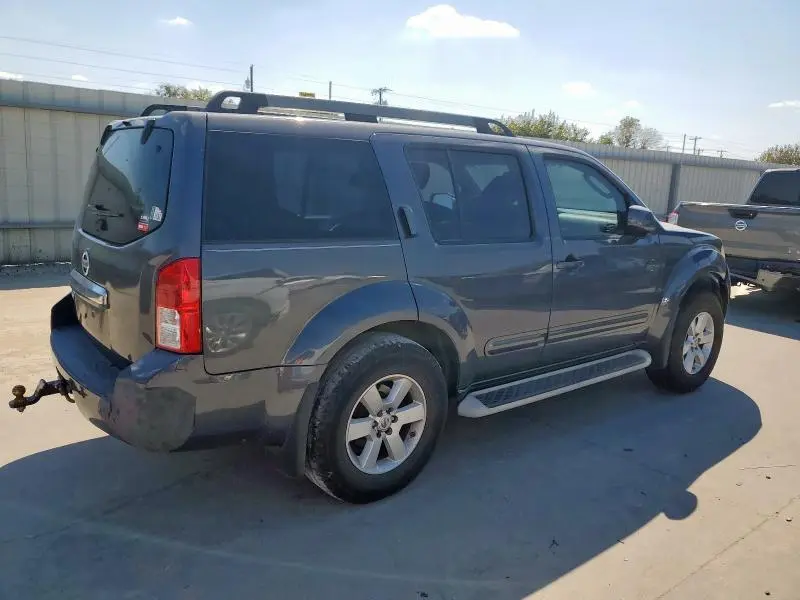 2011 NISSAN PATHFINDER