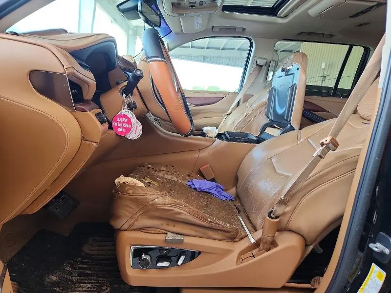2016 CADILLAC ESCALADE   