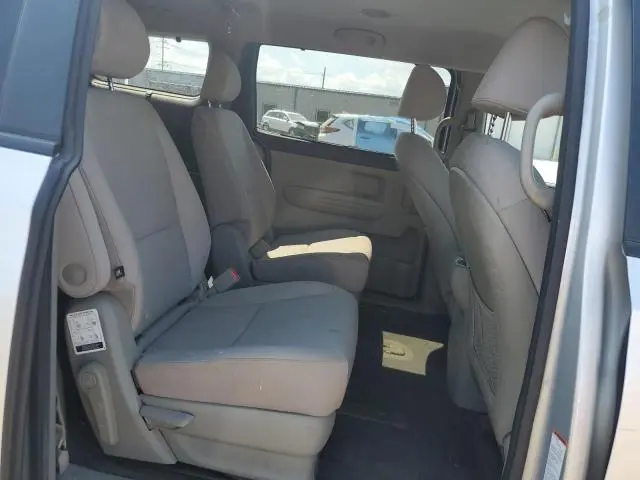 2016 KIA SEDONA LX  