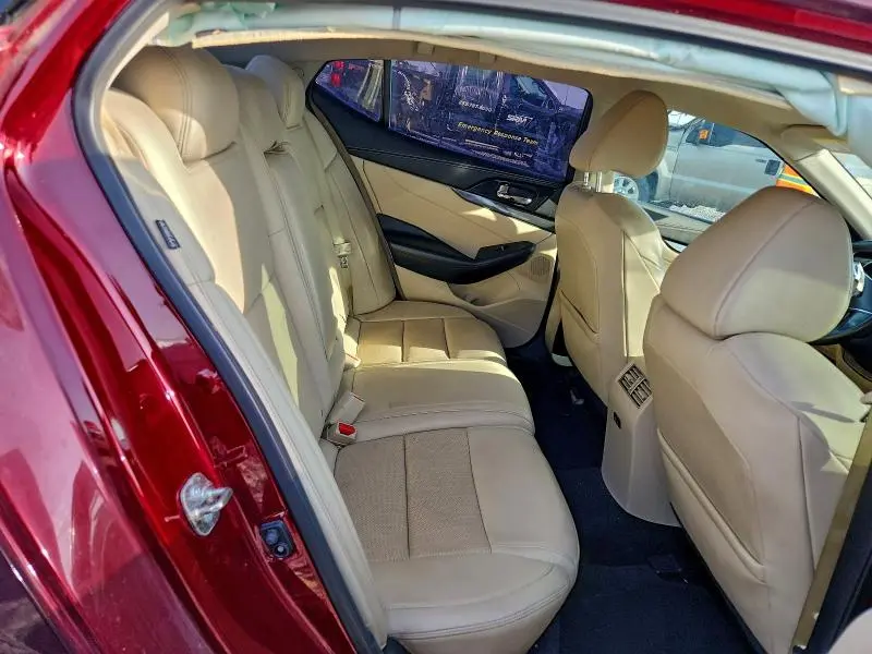 2019 NISSAN MAXIMA S  