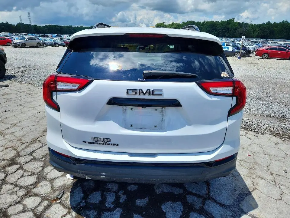 2022 GMC TERRAIN SLE  