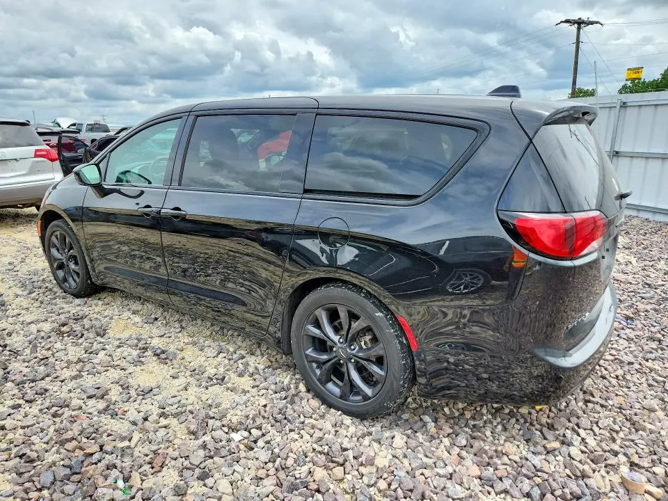 2019 CHRYSLER PACIFICA TOURING PLUS  
