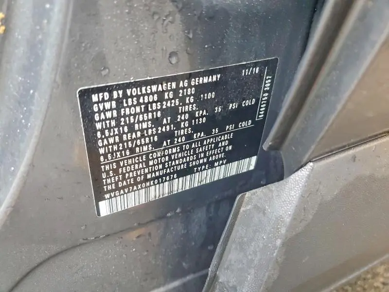 2017 VOLKSWAGEN TIGUAN S  