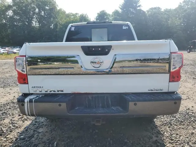2017 NISSAN TITAN SV  