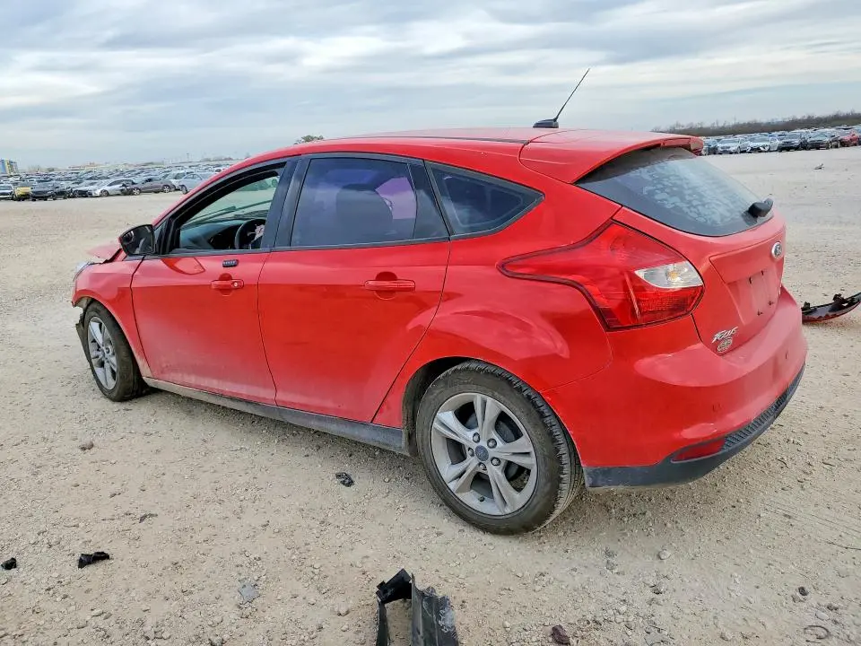 2014 FORD FOCUS SE  