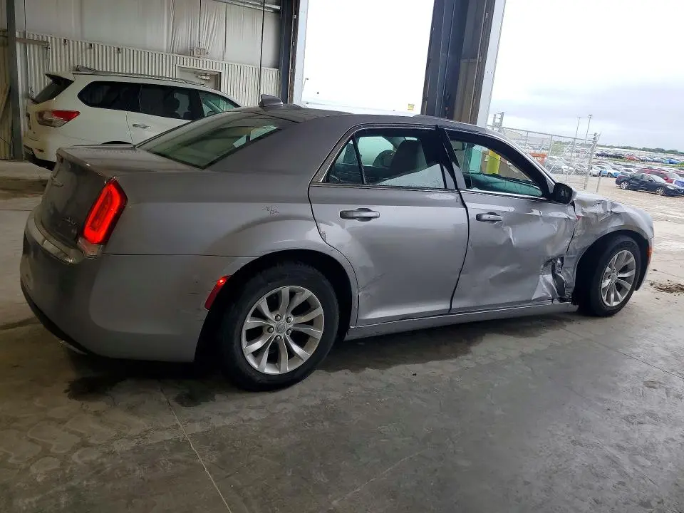 2015 CHRYSLER 300 LIMITED  