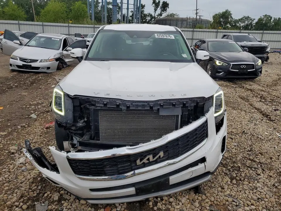 2022 KIA TELLURIDE LX  