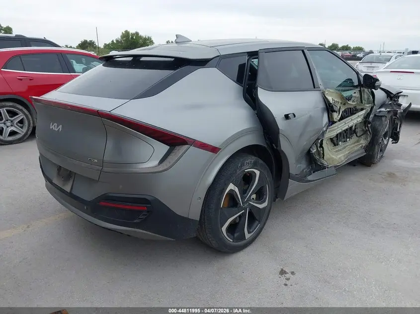 2022 KIA EV6 GT-LINE