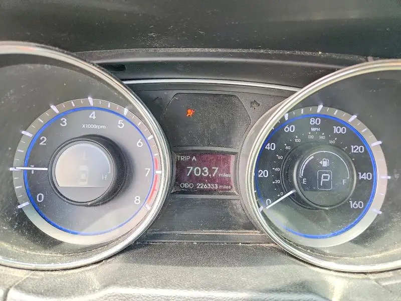2011 HYUNDAI SONATA GLS  