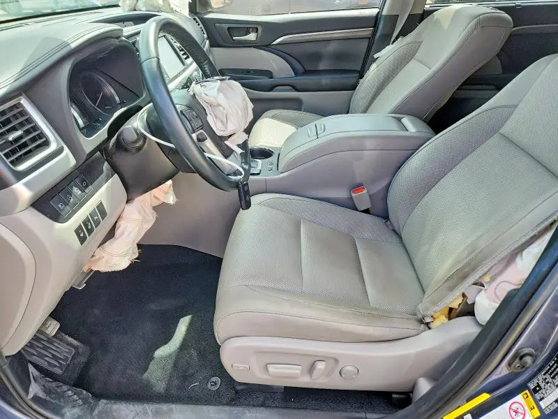2019 TOYOTA HIGHLANDER LIMITED PLATINUM  