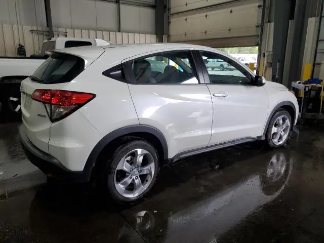 2022 HONDA HR-V LX  