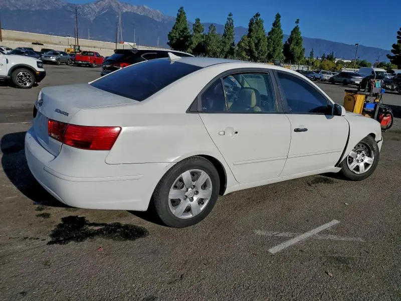 2010 HYUNDAI SONATA GLS  