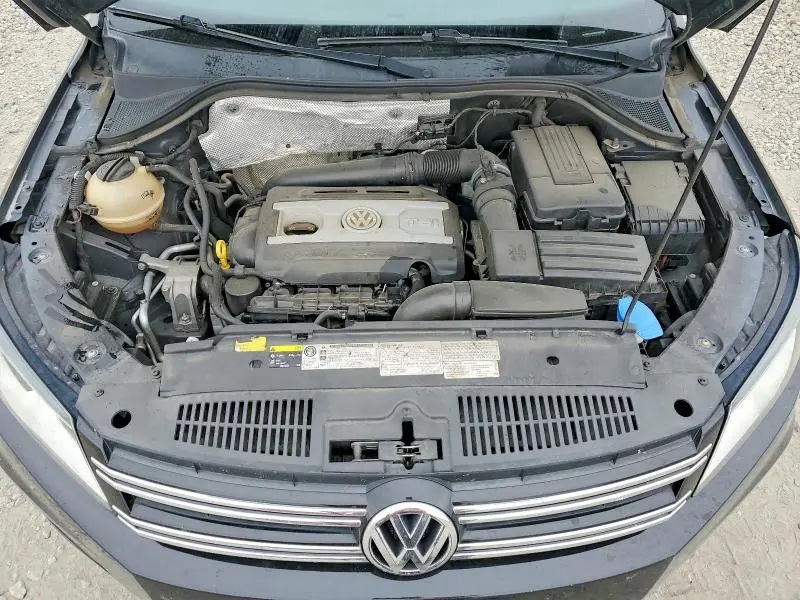 2014 VOLKSWAGEN TIGUAN S  