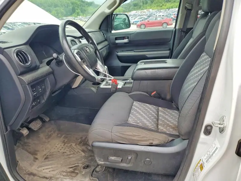 2021 TOYOTA TUNDRA SR5  