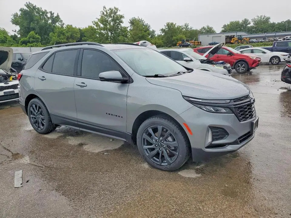 2024 CHEVROLET EQUINOX RS  