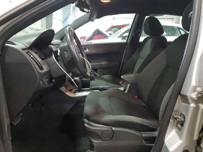 2010 FORD FOCUS SES  