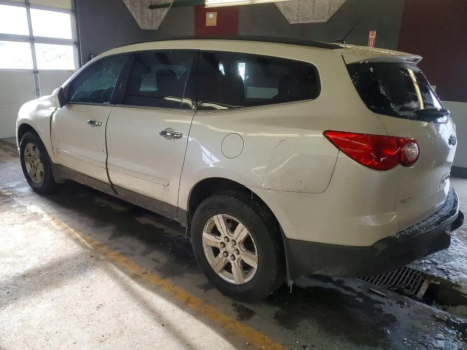 2012 CHEVROLET TRAVERSE LT  