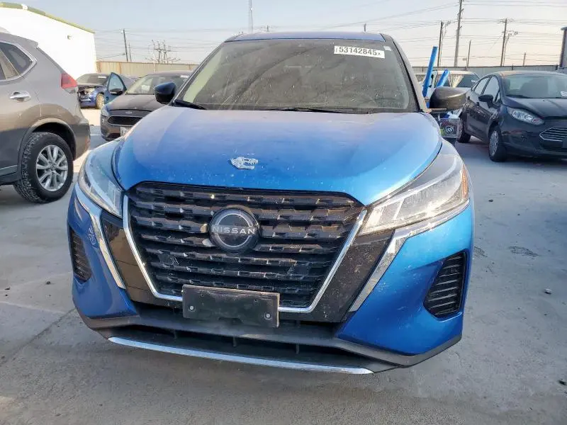 2024 NISSAN KICKS S