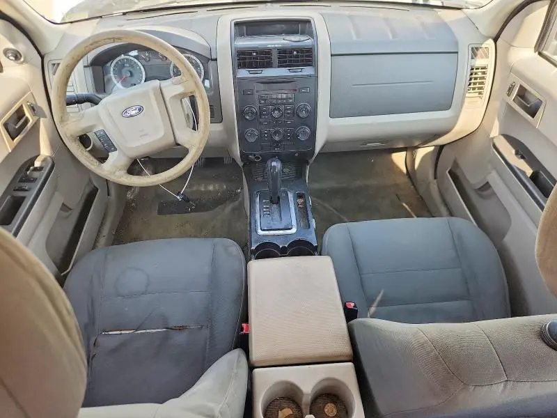2010 FORD ESCAPE XLS  
