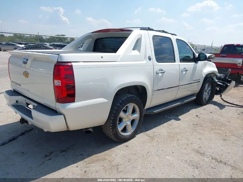 2013 CHEVROLET AVALANCHE LTZ