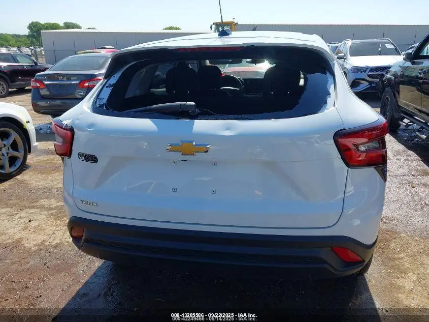 2025 CHEVROLET TRAX FWD LS