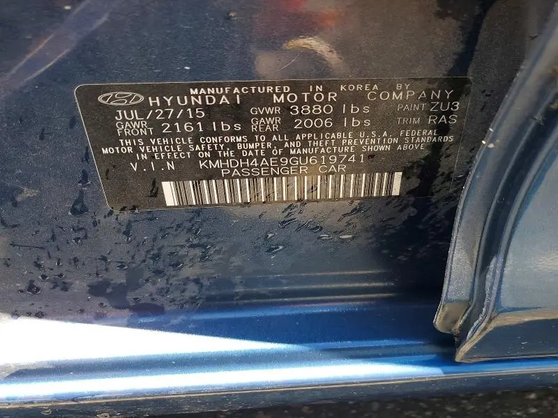 2016 HYUNDAI ELANTRA SE  