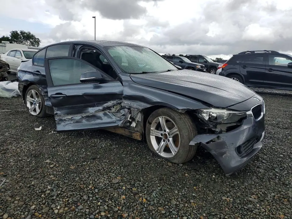 2014 BMW 320 I  